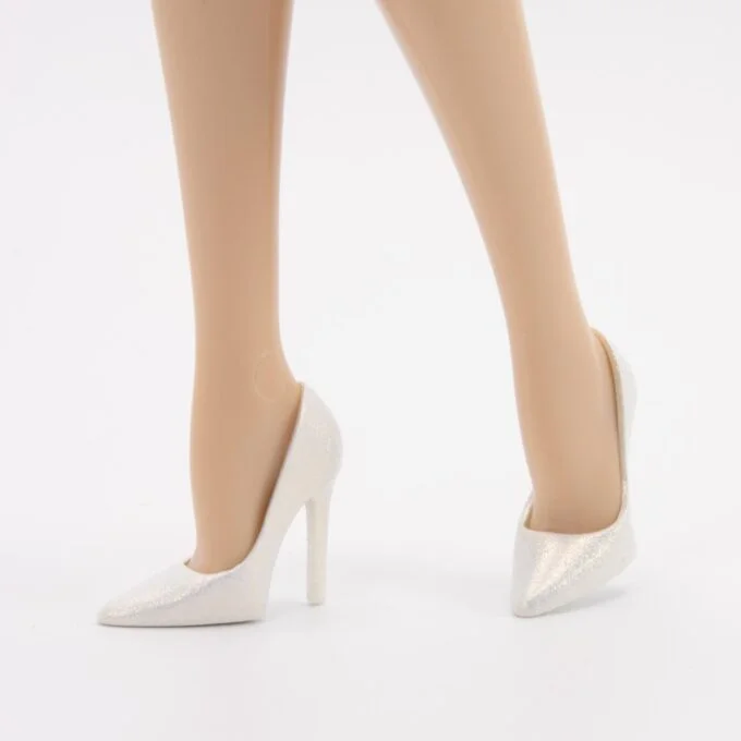 Coconut “Macarons” Pumps for Barbie