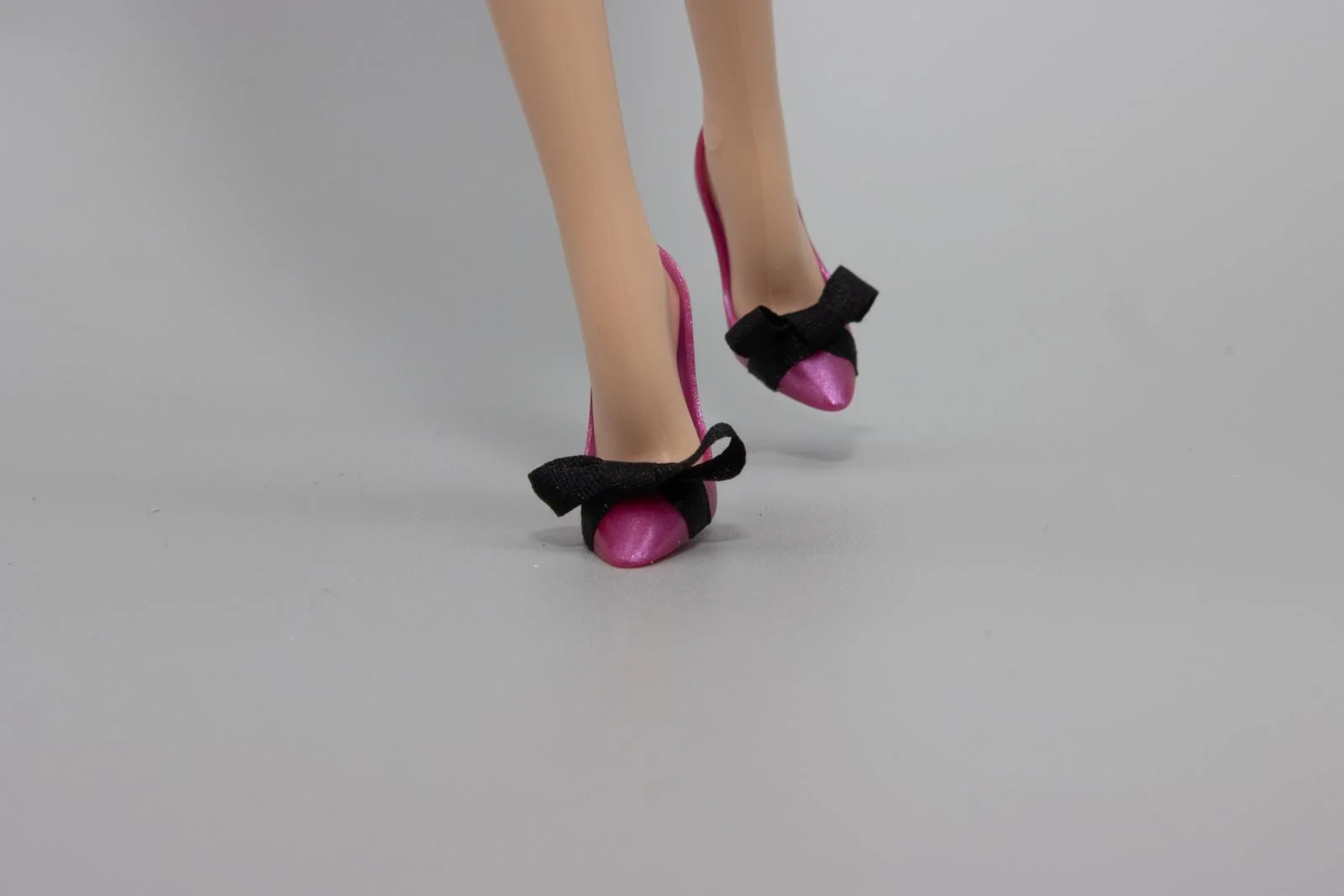 Pink Tourmaline Pumps with Silk Black Bows for Barbie and East 59th Dolls - Image 7