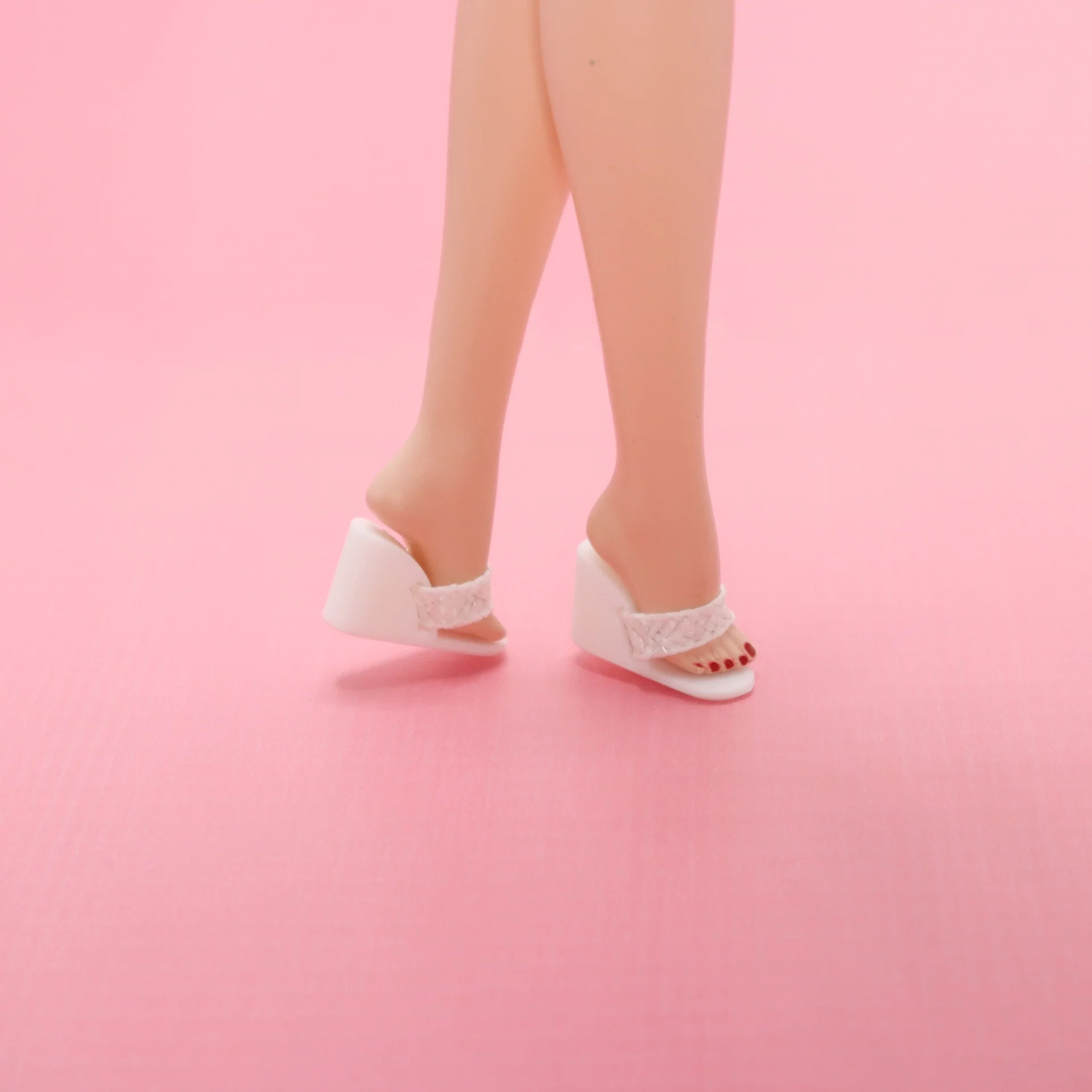 White Vintage Style Wedges - Image 3